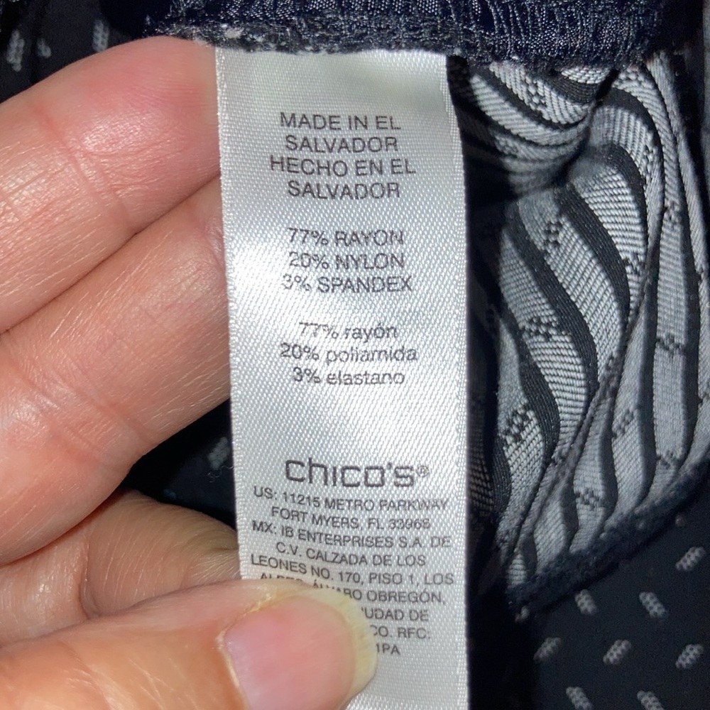 Chicos - Perfect Stretch / Black Pattern / Pull O… - image 6